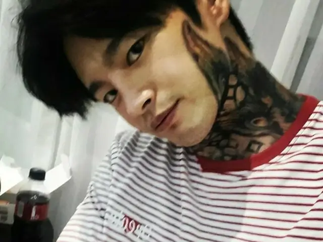 俳優ソ・イングク、本当にソ・イングク？…破格のタトゥー姿を公開（画像提供:wowkorea）