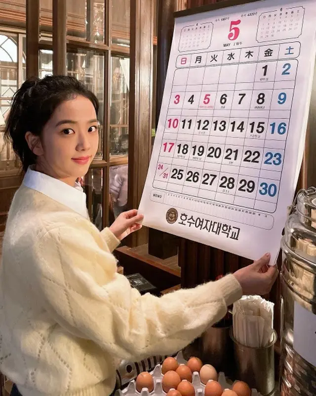 「BLACKPINK」JISOO、「スノードロップ」を思い出しながら・・・「ヨンロ、おめでとう」（画像提供:wowkorea）