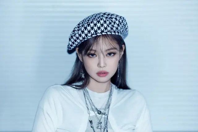 JENNIEのファンら、YGに写真流出対応を訴える（画像提供:wowkorea）
