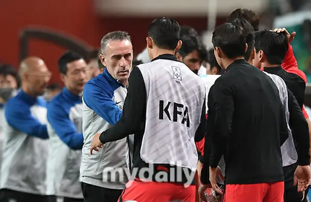 サッカー韓国代表ベント監督、カメルーン戦でイ・ガンイン起用しなかったのは「戦術的な理由」（画像提供:wowkorea）