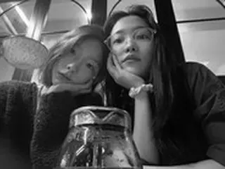 イェリ(Red Velvet)、テヨン（少女時代）に会ってどんな話をしたの？…SMの先輩・後輩のやさしい友情