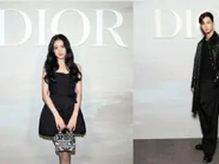 JISOO（BLACKPINK）、DIORファッションショーに出席「メイクアップ製品は？」
