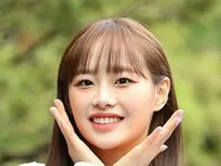 “仲間外れ説浮上”Chuu（今月の少女）、自ら説明するもファンの心配続く「グループチャット12人はChuu以外のメンバー＆マネジャーでは？」