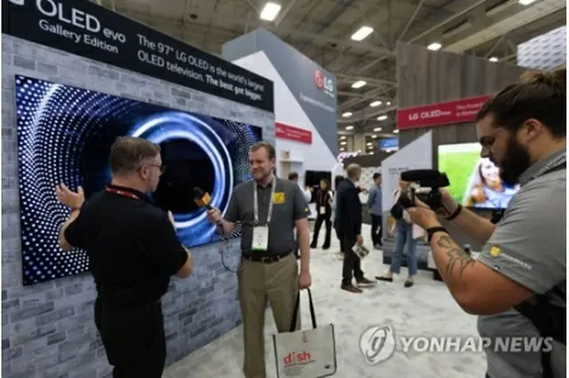 ＬＧ電子の大型有機ＥＬテレビ（同社提供）＝（聯合ニュース）≪転載・転用禁止≫