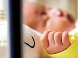 モーテル置き去り5か月の乳児が死亡…死因は不明、20代前半の両親は仕事で外出中＝韓国
