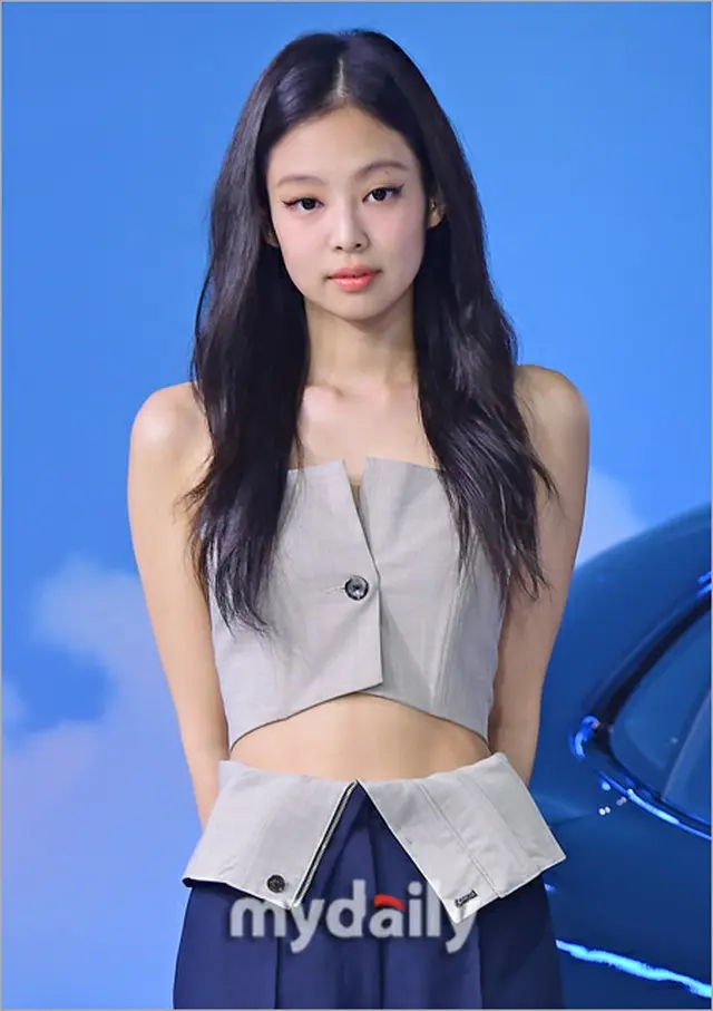 JENNIE（BLACKPINK） 、”私だけの夢・アイデア・ライフスタイル”…「ポルシェ」とコラボでフォトコールに参加（画像提供:wowkorea）