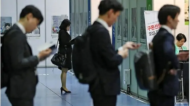 ９月の失業率は改善したが、就業者数の伸びは４カ月連続で鈍化した（資料写真）＝（聯合ニュース）