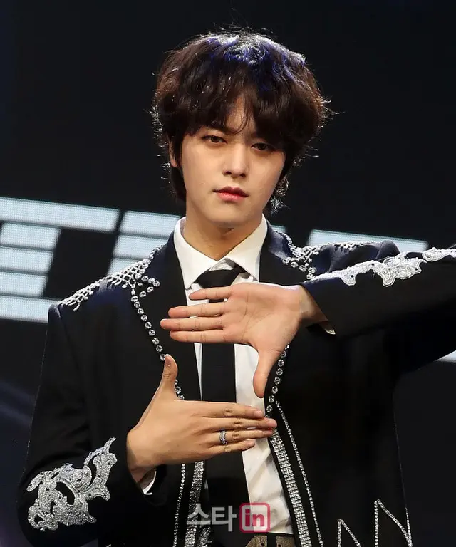 「ONEUS」RAVN、元恋人を主張する暴露にさらなる疑惑提起…二股に加え高価衣服をファンに要求？（画像提供:wowkorea）
