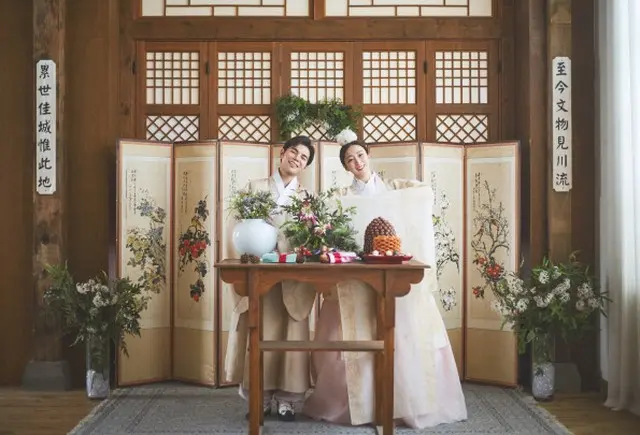 ボーカルグループ「SoonSoonHee」のギテが16日、1歳年下の一般女性と結婚する。（画像提供:wowkorea）
