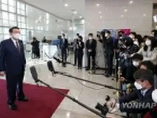 尹大統領「独占による市場歪曲には必要な対応」　カカオトークの障害巡り