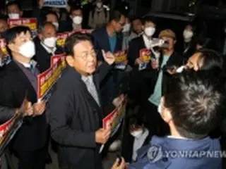 韓国検察　最大野党本部の家宅捜索ひとまず断念＝議員らの猛反発受け