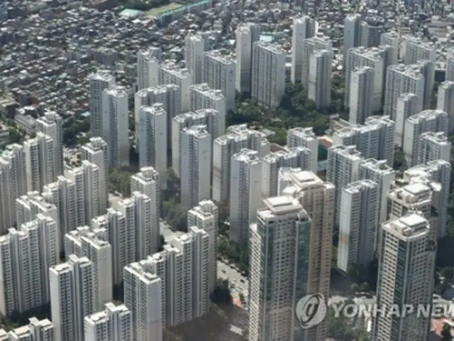 ソウル市内に立ち並ぶマンション（資料写真）＝（聯合ニュース）