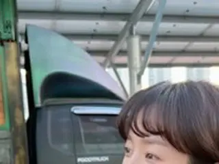 女優ハン・ジミン、皆がうらやむキム・ヘスの人脈…大きなプレゼントに「ありがとうございます！」