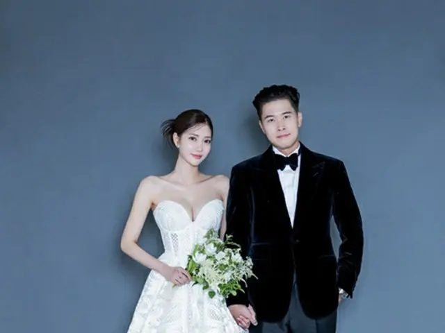 シンガーソングライターのChancellor、3歳年下のCAと電撃結婚（画像提供:wowkorea）
