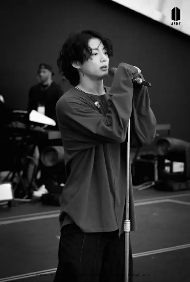 「BTS」JUNGKOOK、リハーサル写真公開“私服も素敵”（画像提供:wowkorea）