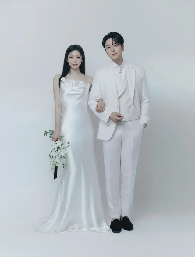 元フィギュア女王キム・ヨナ＆声楽家コ・ウリム、純白のウェディング写真公開（画像提供:wowkorea）