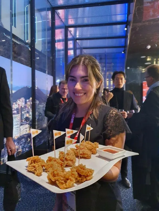 英国ロンドンアジア映画祭で「K-チキン」披露＝韓国ジェネシスBBQ（画像提供:wowkorea）
