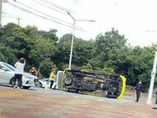 心停止の患者乗せた救急車、1トントラックと衝突...患者死亡・5人負傷＝韓国済州島