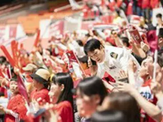 新作映画「デシベル」、俳優キム・レウォン＆イ・ジョンソクが釜山アジアド主競技場を丸ごと貸切…現実感200%の都心テロ