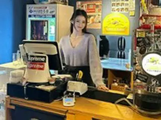 女優ハン・ソヒ、知人の居酒屋で「1日アルバイト」に変身…気づいたお客さんたちに”ファンサービス”も