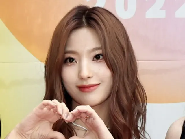 イ・セロム（fromis_9）、イ・チャンヒョク（AKMU）の熱愛説での気苦労？…コンディションの悪化で当分の間活動不参加に（画像提供:wowkorea）