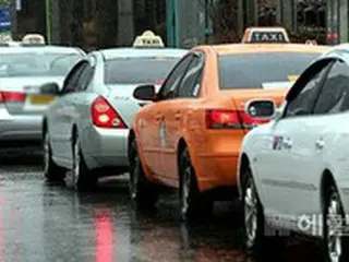 深夜のタクシー難解消へ、個人タクシーの規制緩和＝韓国