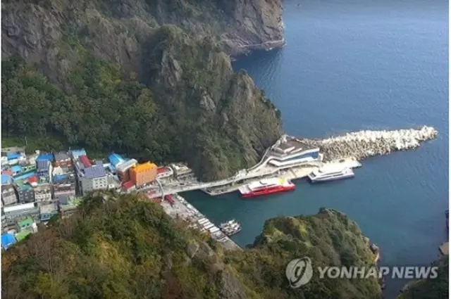 鬱陵島の港（鬱陵郡ライブカメラより）＝２日、鬱陵（聯合ニュース）