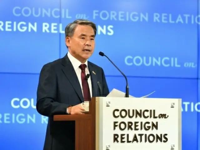 ＣＦＲの会合で演説する李氏（国防部提供）＝（聯合ニュース）≪転載・転用禁止≫