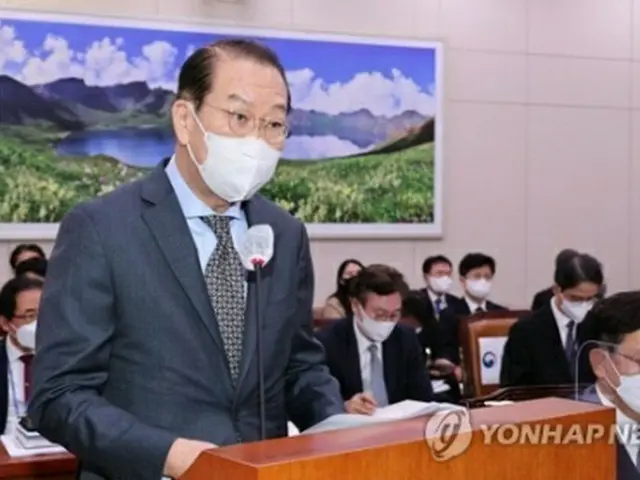 国会外交統一委員会で発言する韓国統一部の権長官＝７日、ソウル（聯合ニュース）