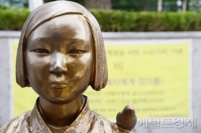 平和の少女像（慰安婦像）（画像提供:wowkorea）