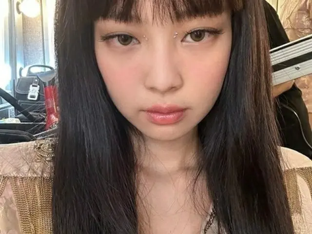 JENNIE（BLACKPINK） 、“前髪ぱっつん”ヘアスタイル…どんな角度でも際立つ最強ビジュアル | wowKorea（ワウコリア）