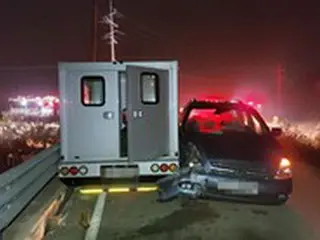 飲酒運転の車、警戒勤務していた軍用車両に衝突…軍人1人死亡、2人負傷＝韓国