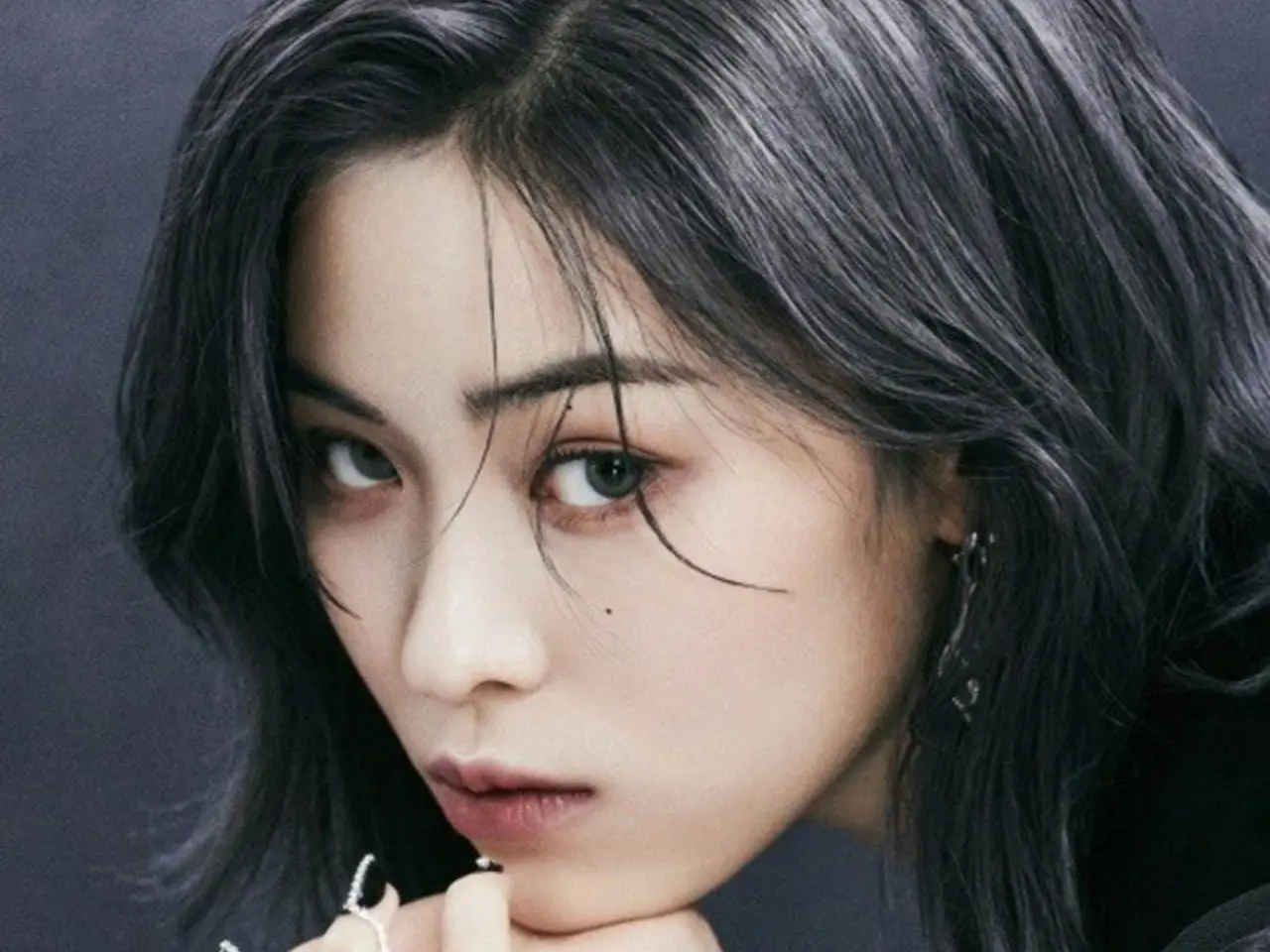 ITZY」リュジン、「CHESHIRE」個人ティーザーでガールクラッシュ