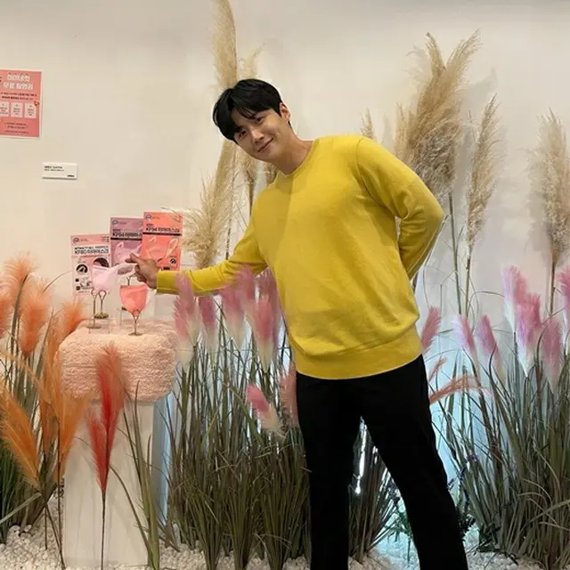 俳優キム・ソンホが近況を公開…「来てくださった方々ありがとう」（画像提供:wowkorea）