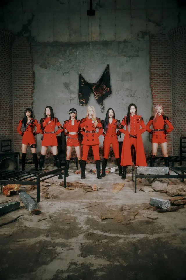 【公式】「DREAMCATCHER」メンバー全員、所属事務所と再契約（画像提供:wowkorea）