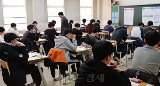 明日に迫った大学修学能力試験…「コロナ感染」受験生2317人、「入院治療中」3人（画像提供:wowkorea）