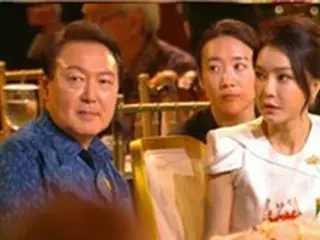 徐瑛教共に民主党最高委員「尹錫悦大統領に『出て』と言った金建希夫人、無礼で屈辱的」＝韓国