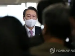 尹大統領　ぶら下がり取材「中断」＝秘書官とＭＢＣ記者応酬の余波
