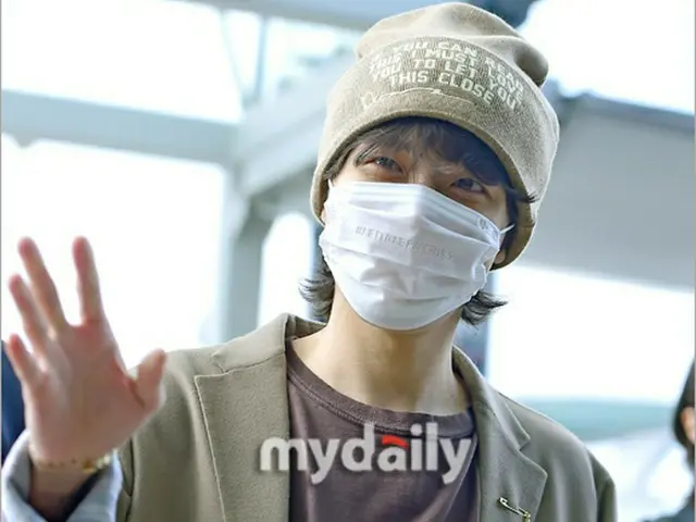 J-HOPE（BTS）、空港で突然ARMYを笑顔にする”飛行機サプライズ”（画像提供:wowkorea）