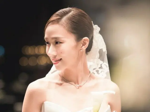 女優コ・ソンヒ、「皆さんのおかげで幸せな結婚…ありがとうございます」（画像提供:wowkorea）