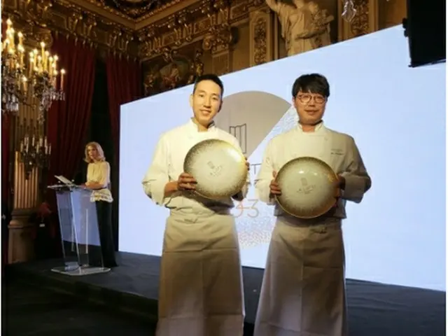 ソウル新羅ホテルのレストラン「羅宴」「コンチネンタル」のシェフ（新羅ホテル提供）＝（聯合ニュース）