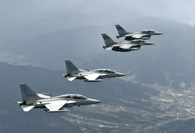 韓国空軍戦闘機の飛行訓練の様子（画像提供:wowkorea）