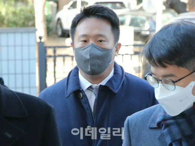 “ルナ・テラ暴落事態”のシン・ヒョンソン氏、令状審査に出席“沈黙”＝韓国（画像提供:wowkorea）