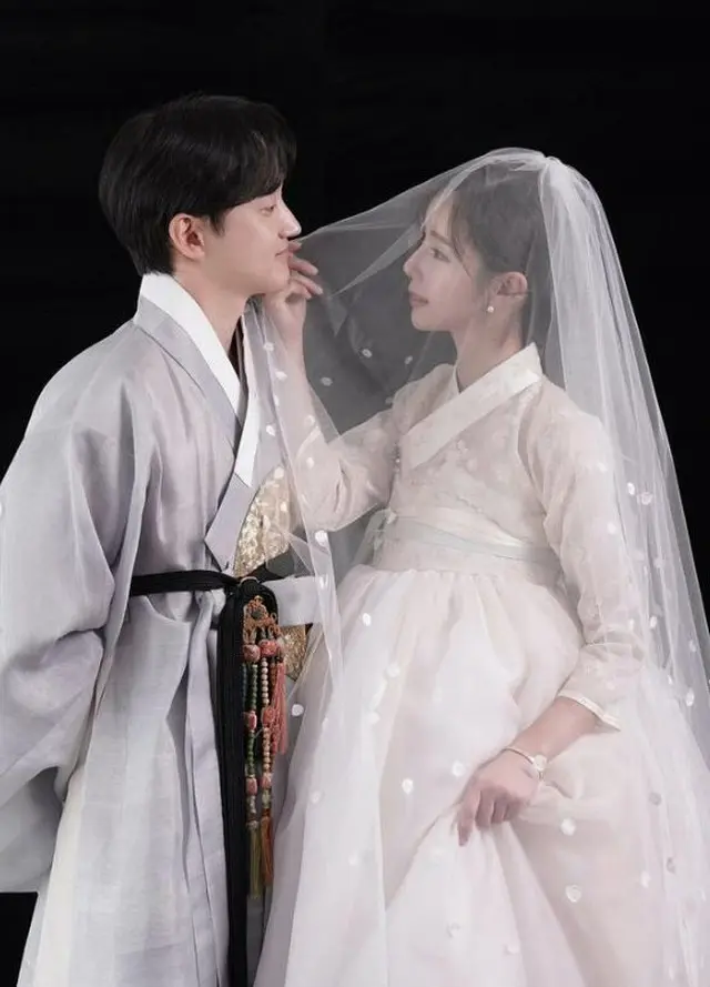 Web作家のヤオンイ＆チョン・ソンウク、3日に結婚…「生涯を共にしたい」（画像提供:wowkorea）
