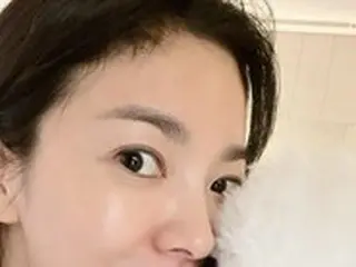 女優ソン・ヘギョ、純度100%の自然美人…化粧気のない接近ショットでも衝撃の美貌