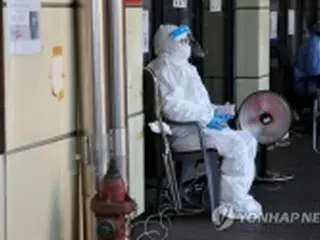 ［速報］韓国の新規コロナ感染者７万４７１４人　前週比で約７千人増
