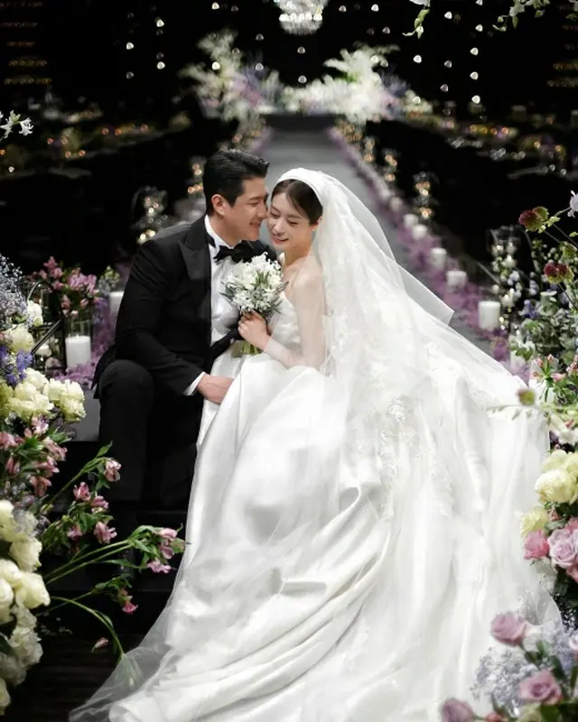 ジヨン（T-ARA）、ファン・ジェギュン選手との挙式写真を公開（画像提供:wowkorea）