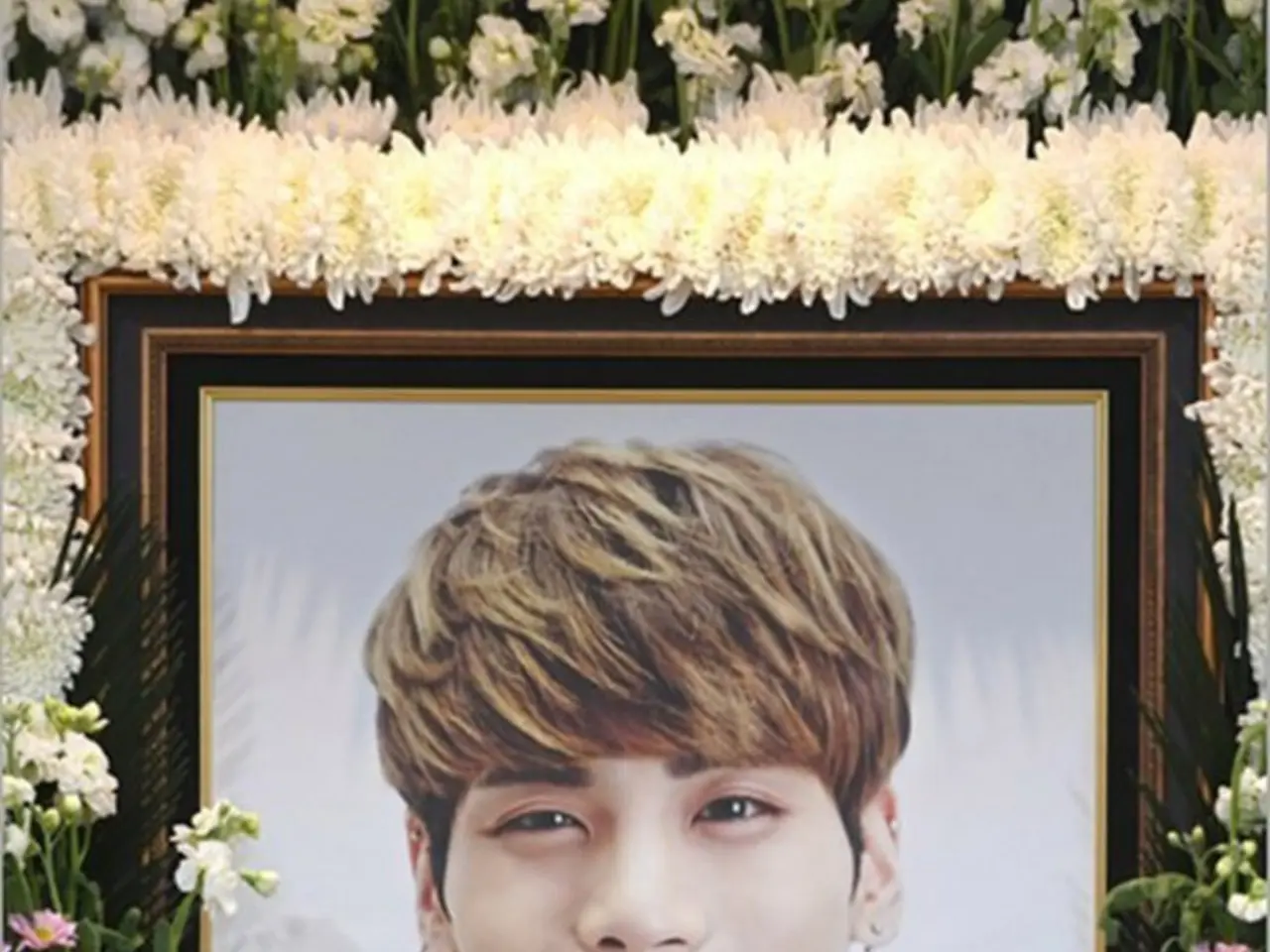 故「SHINee」ジョンヒョンさん、別れからきょう（18日）で5年… 永遠に