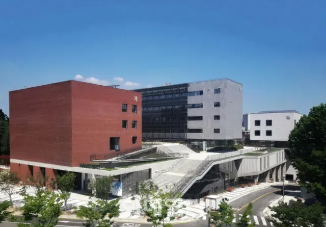 ソウル市立大学、登録金半額を続けられるか…「予算半額、厳しい」（画像提供:wowkorea）