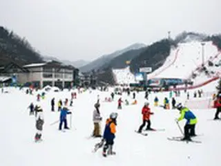 平昌アルペンシアスキー場でリフトが止まる事故...搭乗客40人余りが孤立＝韓国江原道